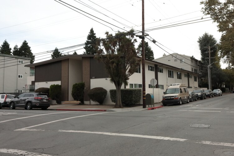 Primary Photo - 77 N Ellsworth Ave
