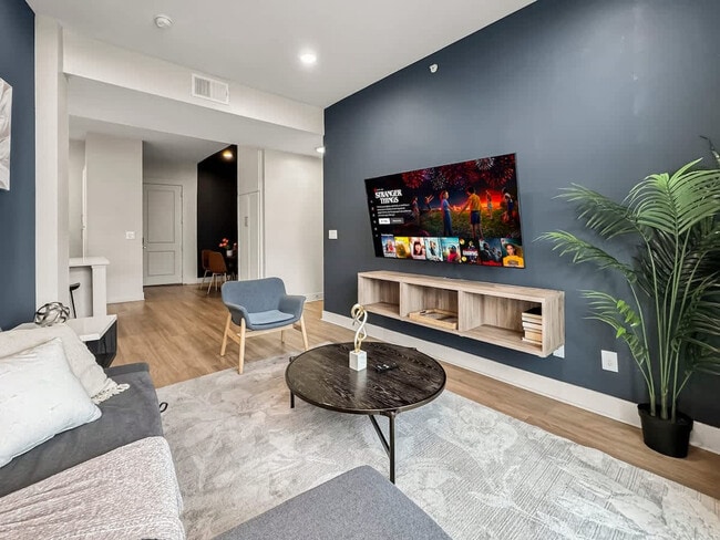 Building Photo - 2901 Indiana St