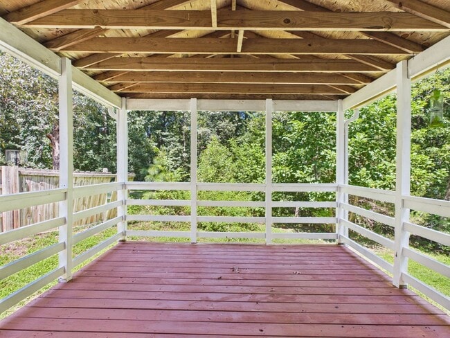 Building Photo - 3041 Clintwood Rd