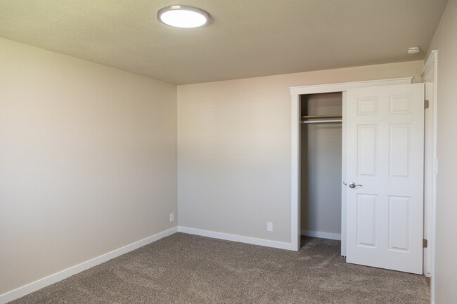 Building Photo - 1366 Arata Way