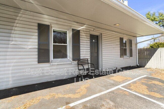 Building Photo - 13628 Pennsylvania Ave