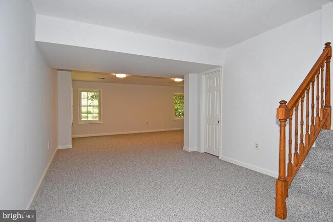 Building Photo - 7646 Huntmaster Ln