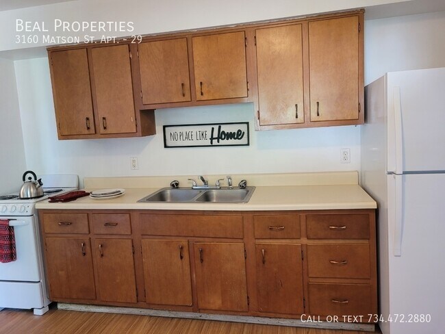 Building Photo - 3160 Matson St