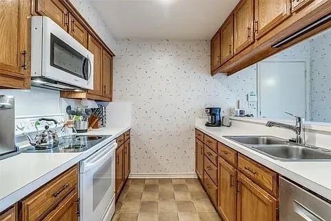 Building Photo - 2949 Allister St