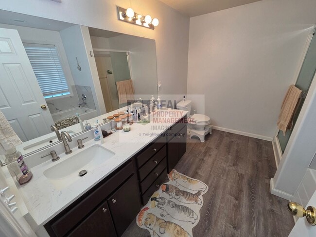 Building Photo - Check out this beautiful 3 bedroom, 2.5 bath home!
