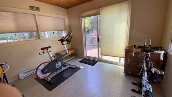 Building Photo - 297 Walnut St