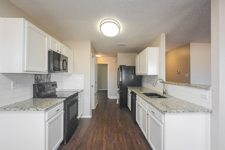 Building Photo - 1476 Hickory Creek Ln