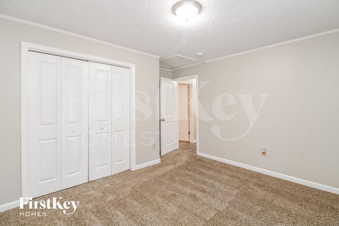 Building Photo - 2105 Arbrook Ln