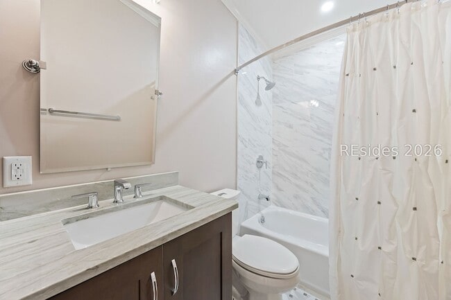 Building Photo - 65 River Tree Cir