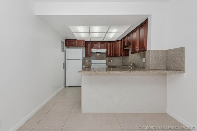 Building Photo - 8830 W Sample Rd