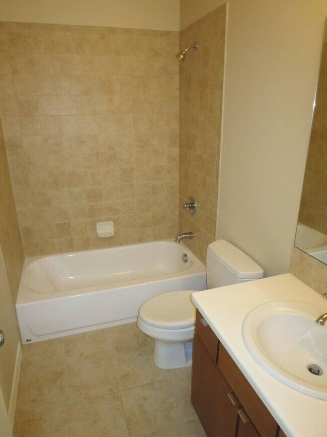 Building Photo - 5079 Farris Creek Ct