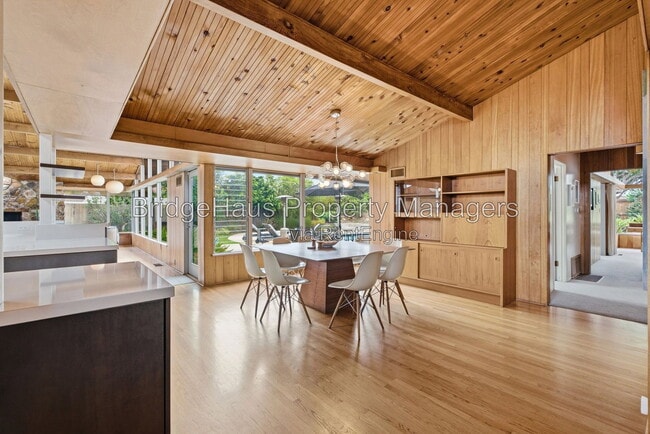 Building Photo - 1541 Garrison Pl