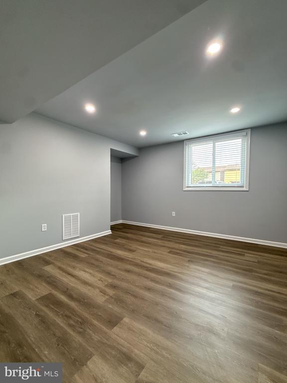 Building Photo - 3036 Virginia Dare Ct