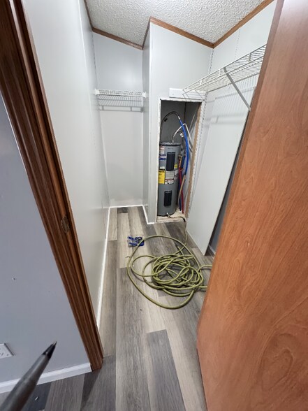 Building Photo - 200 N 28th St