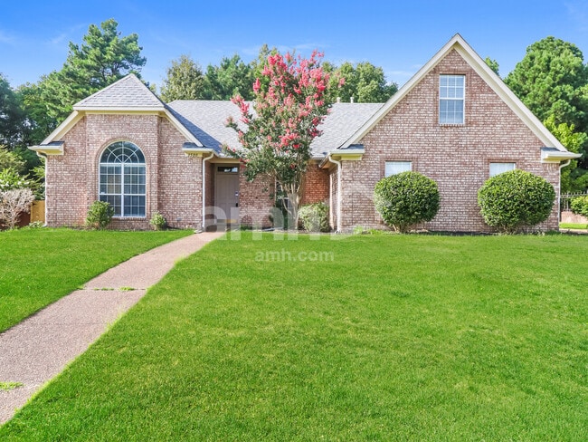 Building Photo - 8500 Wolf Trace Ln