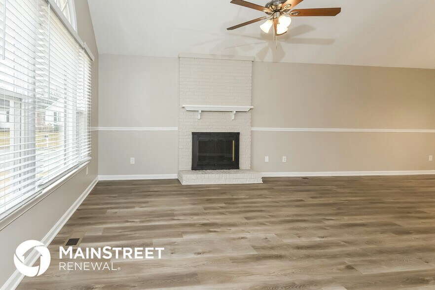 Building Photo - 3201 High View Cir