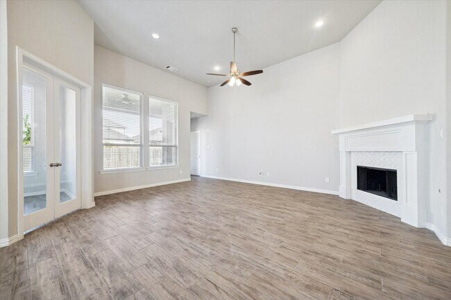 Building Photo - 28418 Asher Falls Ln