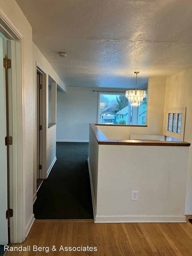 Primary Photo - 2 br, 2 bath House - 10617 3rd Avenue SW