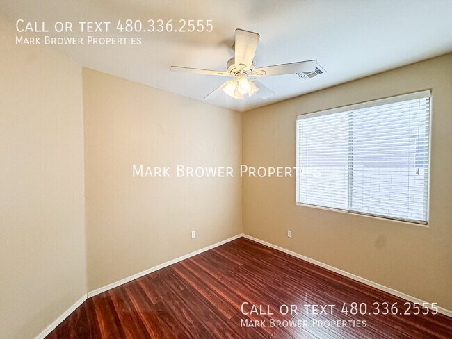 Building Photo - 1861 E Indigo Dr