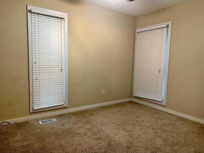 Building Photo - 5745 Waterwood Dr