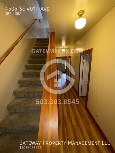 Building Photo - 4535 SE 40th Ave