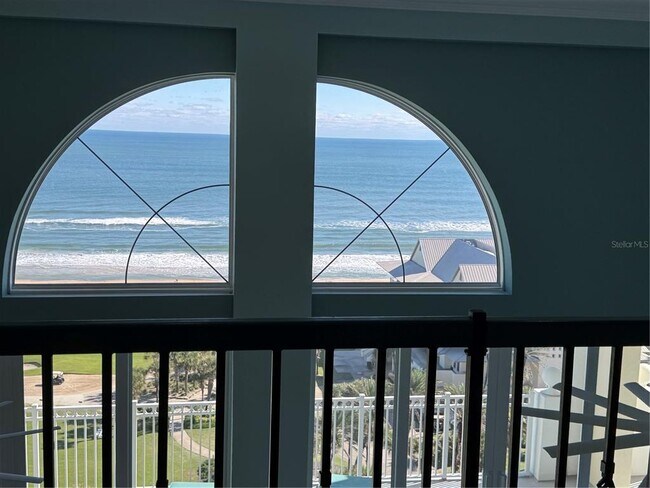 Building Photo - 200 Ocean Crest Dr