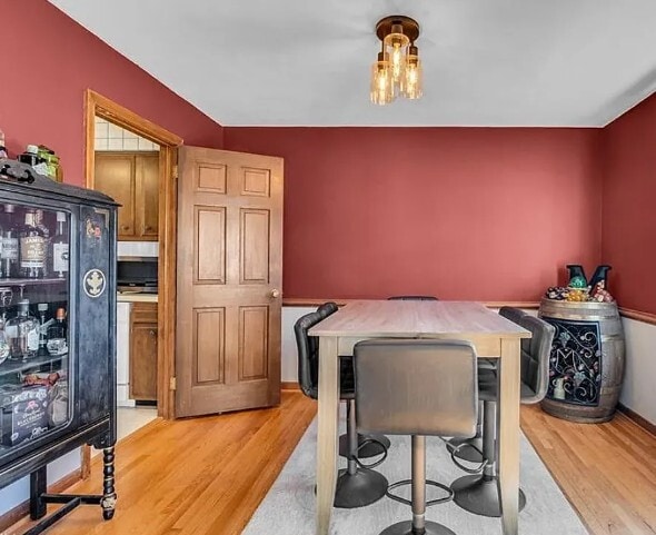 Building Photo - 561 Summit Ridge Dr