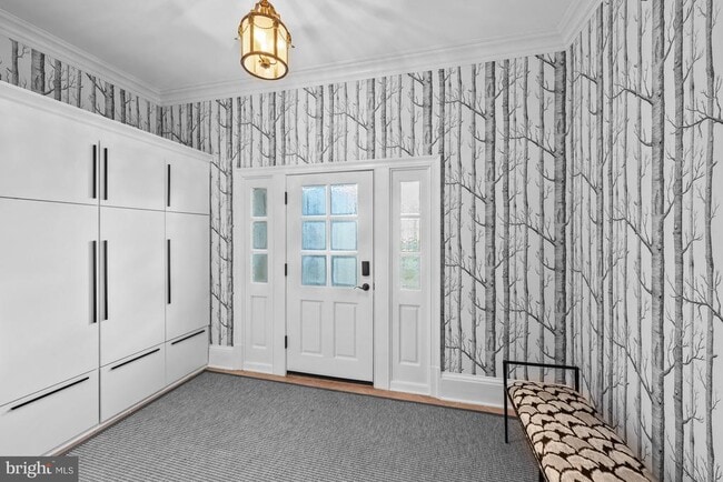 Building Photo - 8305 Fox Haven Dr