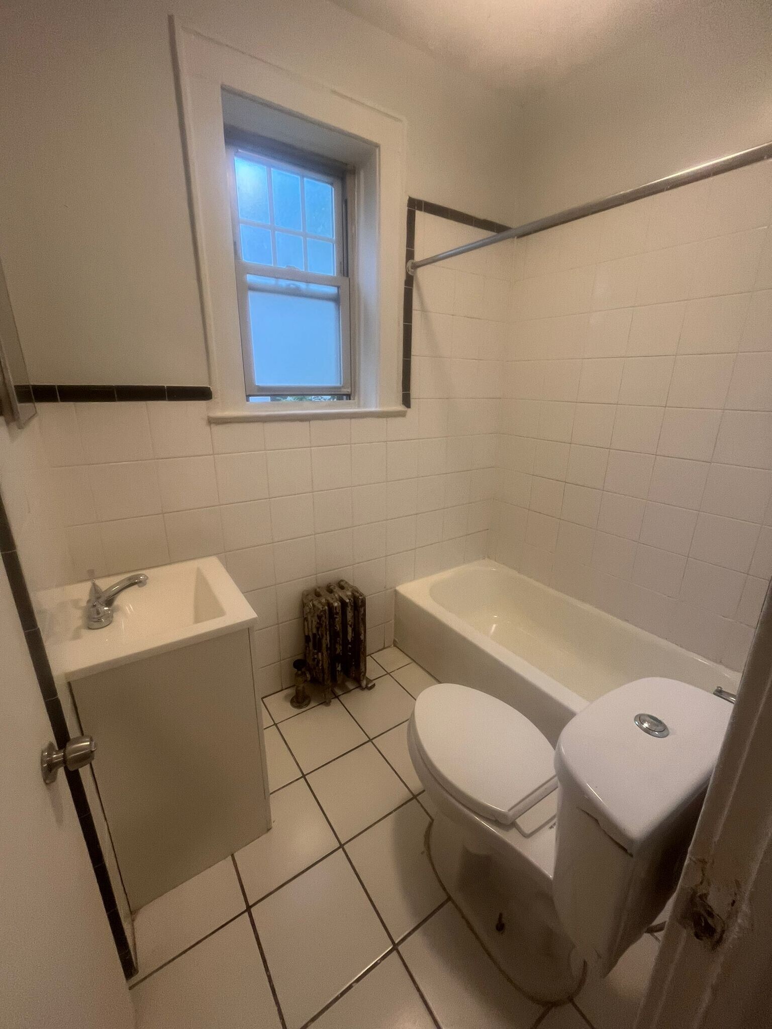 91 W Grove Ter 11 - 72 W Grove Ter
