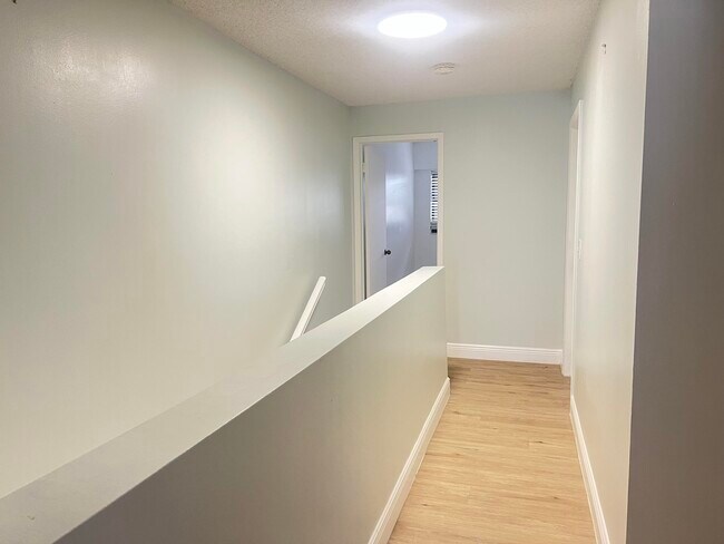 Building Photo - 12398 Westhampton Cir