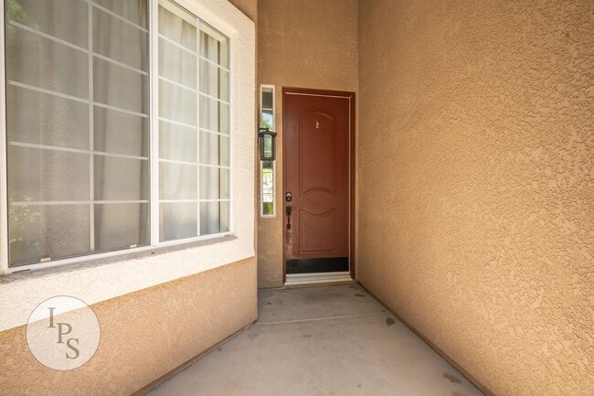 Building Photo - Charming 4BR/2BA Home in the Heart of Clovis Unified!