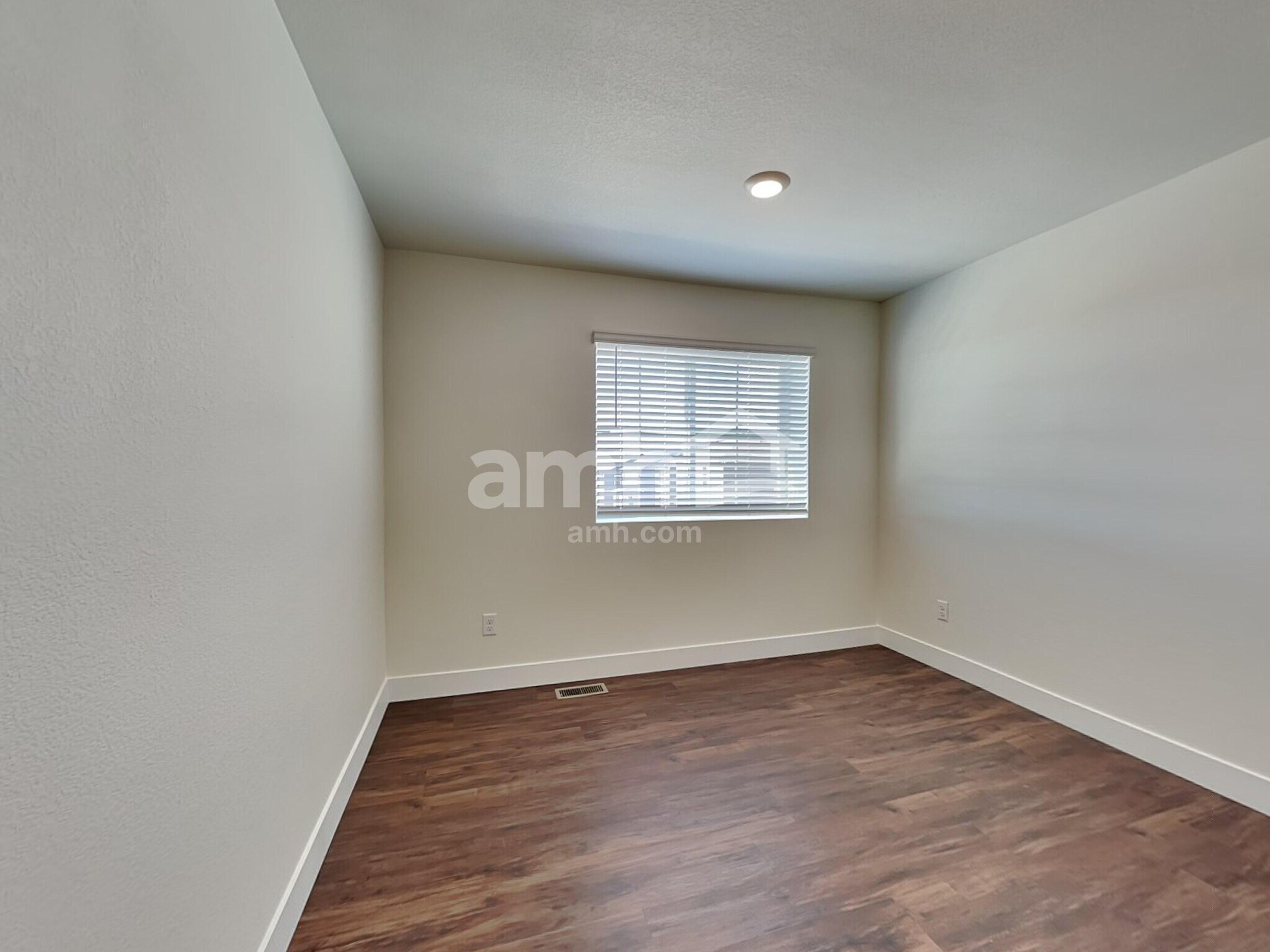 Building Photo - 11638 Broken Top Dr