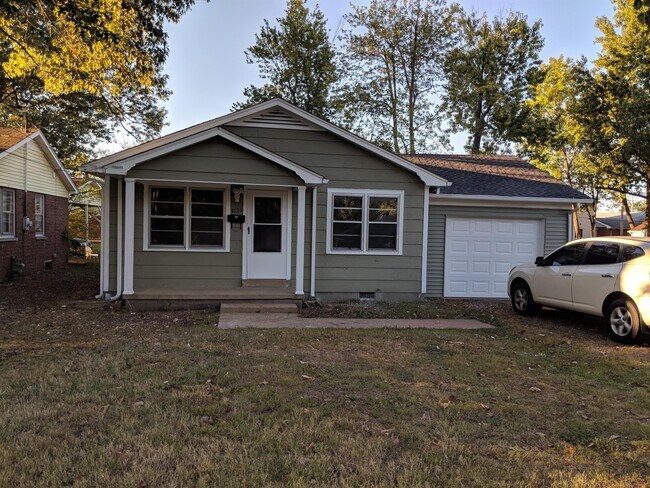 Primary Photo - 3121 Harrison St