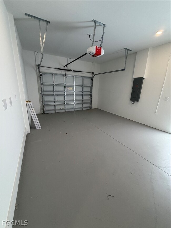 Building Photo - 4719 28th St SW