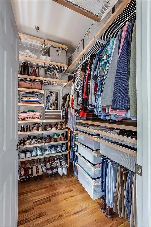 Building Photo - 214 Park Ave