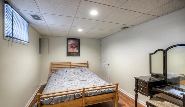 Building Photo - Charming 2 Bedroom In Benson!!