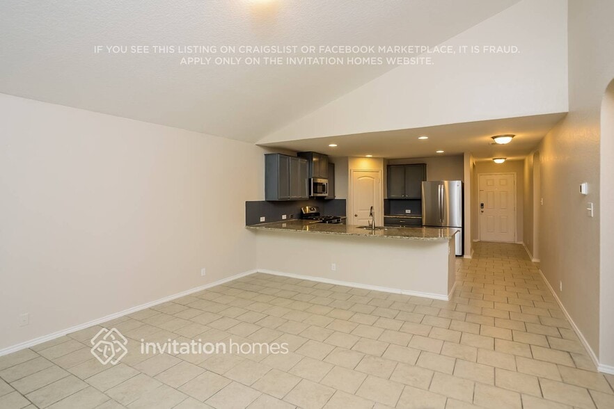 Building Photo - 15121 Cinnamon Teal