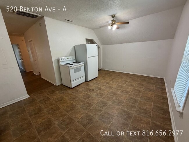 Building Photo - 520 Benton Ave