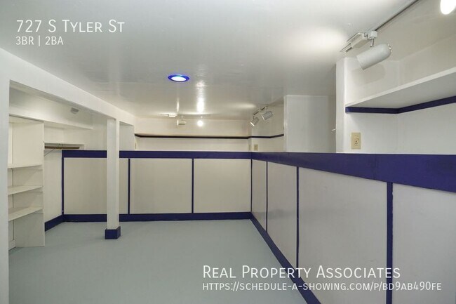 Building Photo - 727 S Tyler St