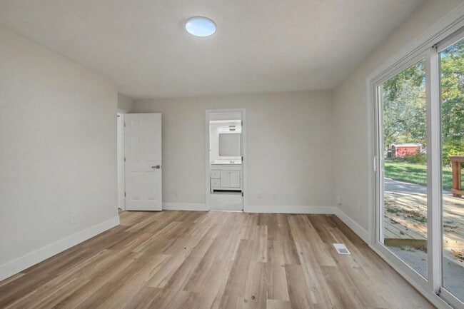 Building Photo - 7882 Lockport Blvd