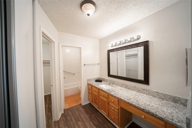 Building Photo - 22714 Brafferton Ln