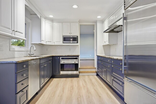 Building Photo - 35 Turner Dr