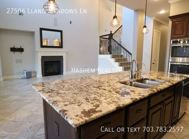 Building Photo - 27506 Llano Meadows Ln