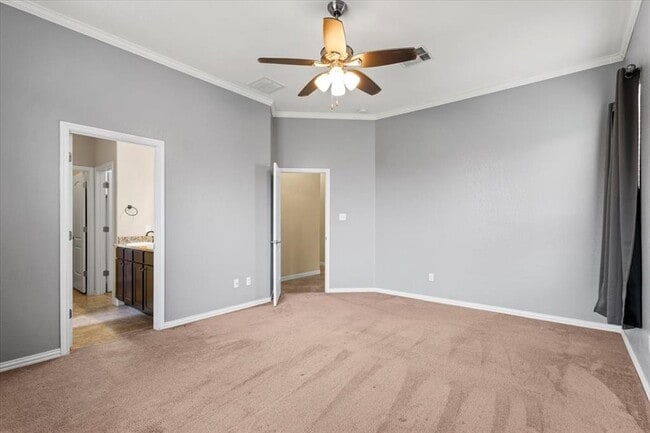 Building Photo - 105 Keo Keo Dr