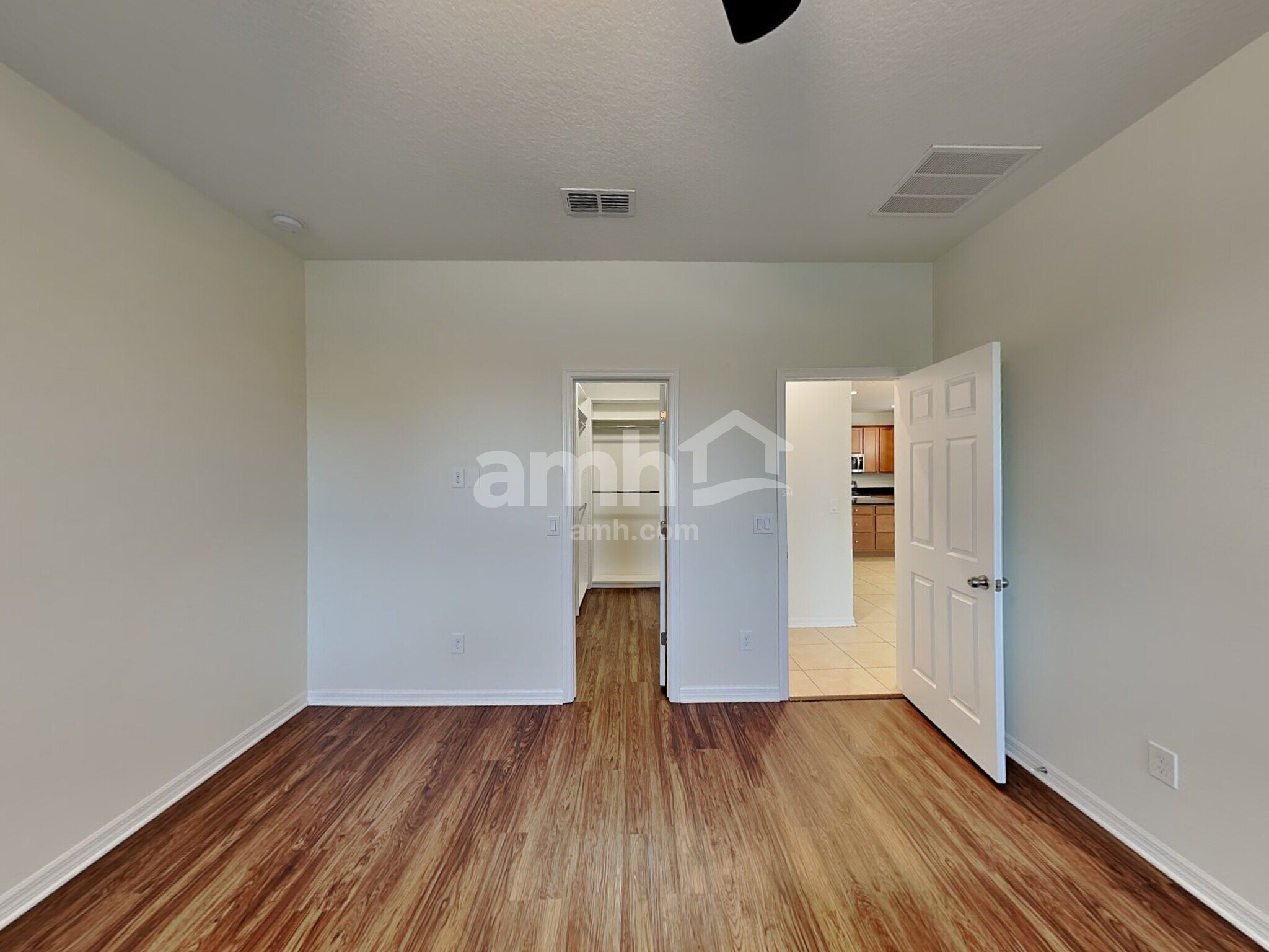 Building Photo - 1838 Castleton Dr