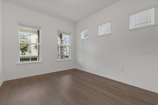 Building Photo - 12880 Westside Vlg Lp