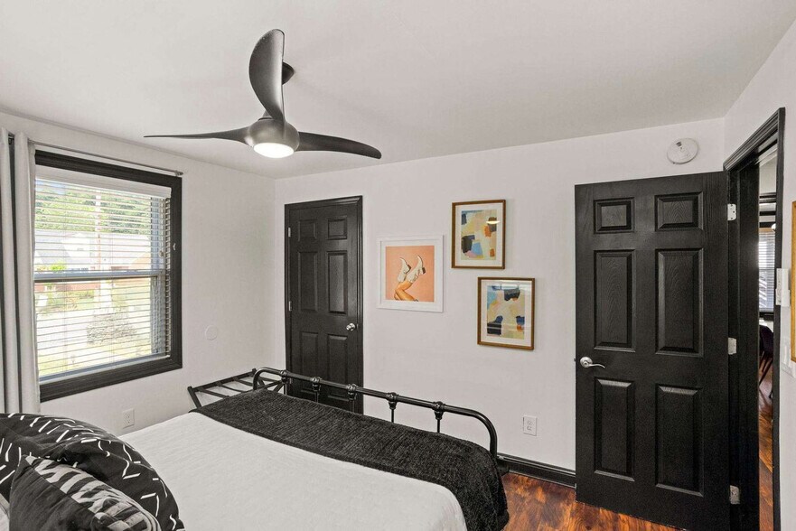 Building Photo - 1302 Ardee Ave