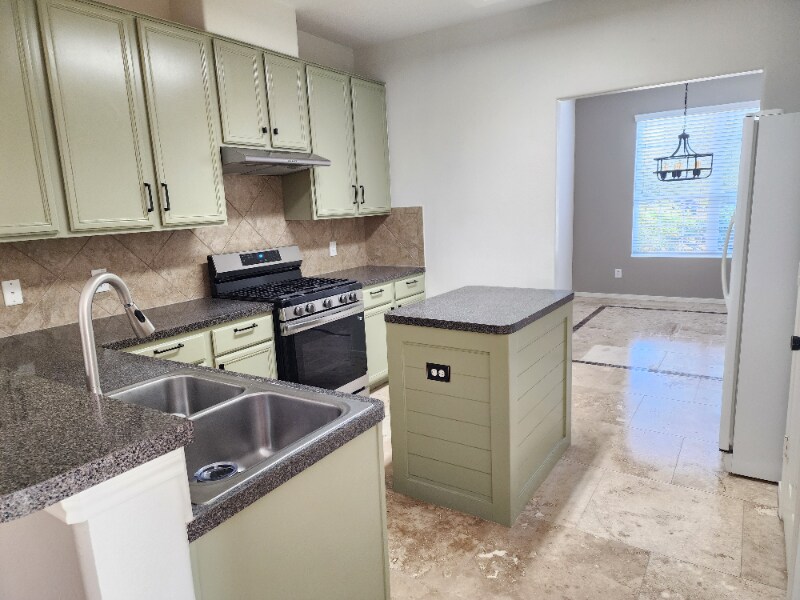 Building Photo - 17923 Egret Lake Way