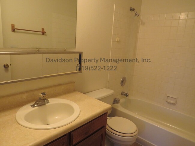 Building Photo - Beautiful 3-Bedroom House in Eastern Color...
