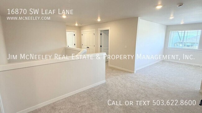 Building Photo - 16870 SW Leaf Ln